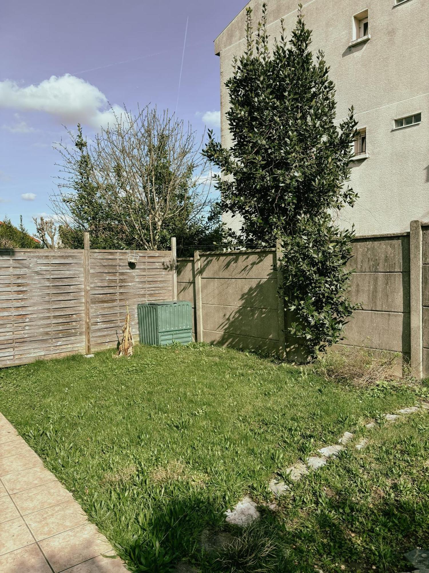Duplex Avec Jardin - Proche Paris - Disneyland - Rer - Noisy-le-Grand Bagian luar foto